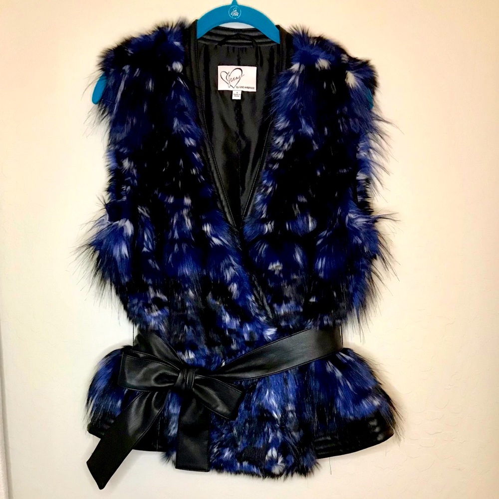 Blue Leopard Faux Fur Vest w Leather Trim & Belt